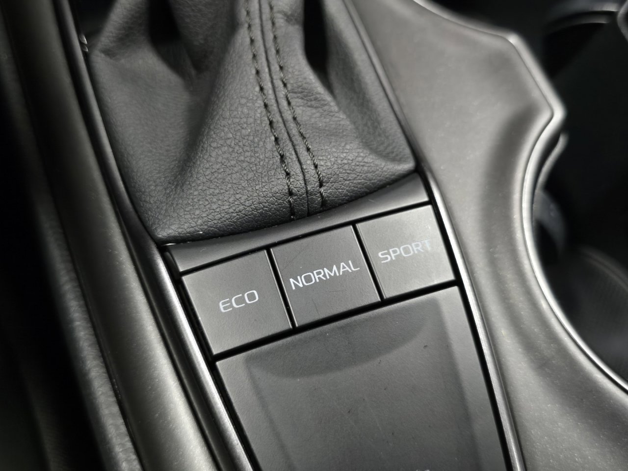 Certified 2023 Toyota Camry SE image 25