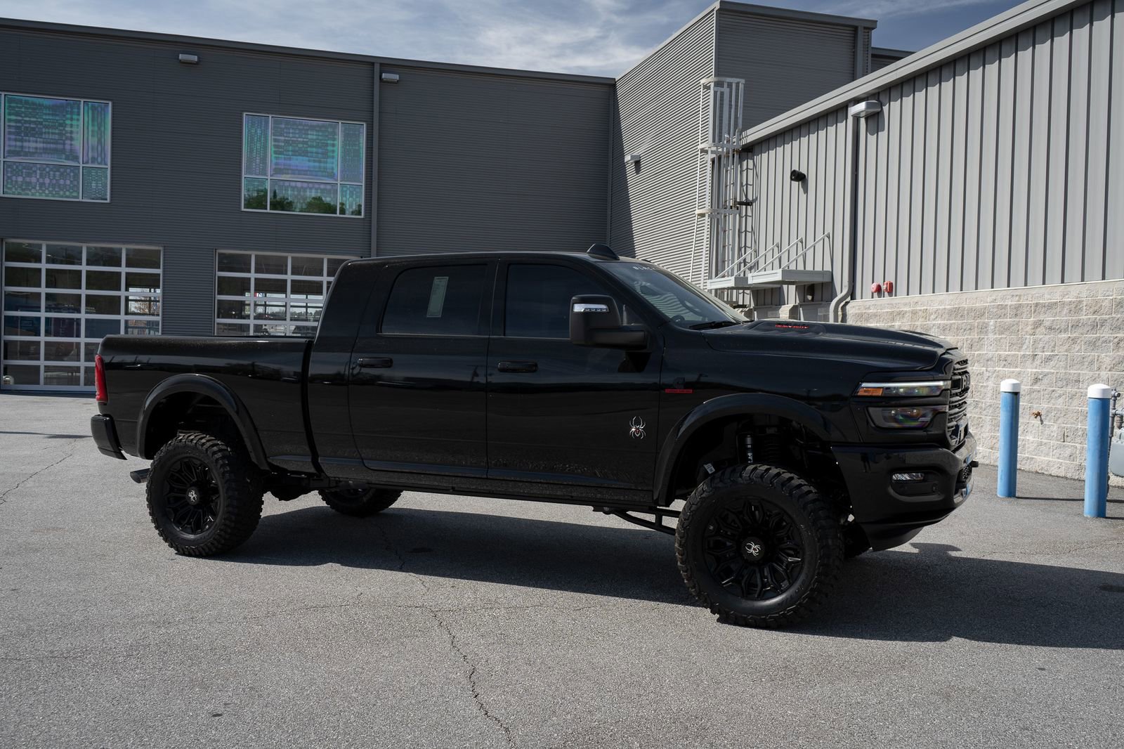 New 2026 RAM 2500 Laramie w/ Night Edition AWD/4WD image 23