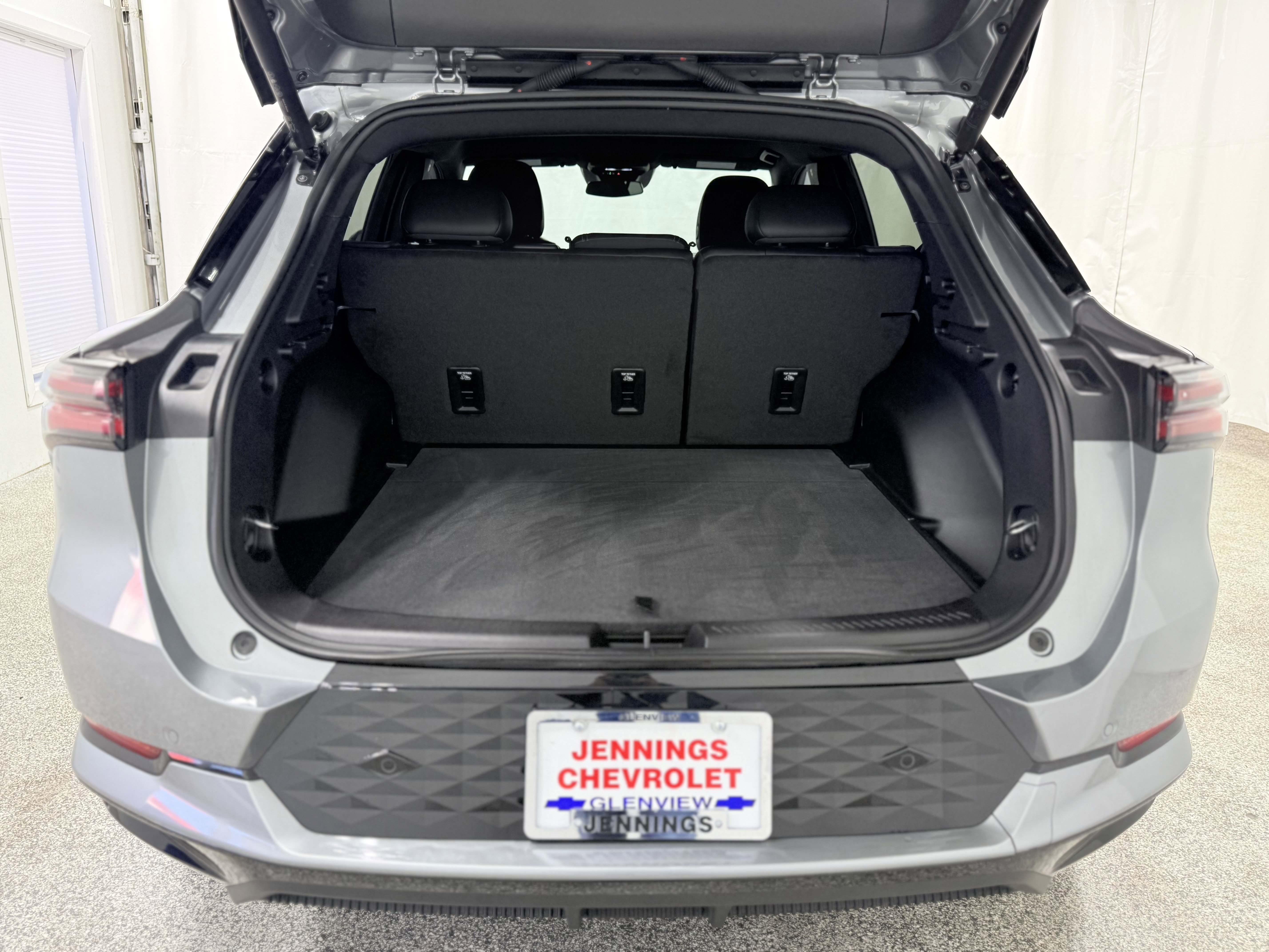 Used 2025 Chevrolet Equinox EV RS image 10