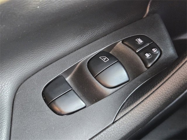 Used 2017 Nissan Altima 3.5 SR w/ Interior Lighting Package image 27