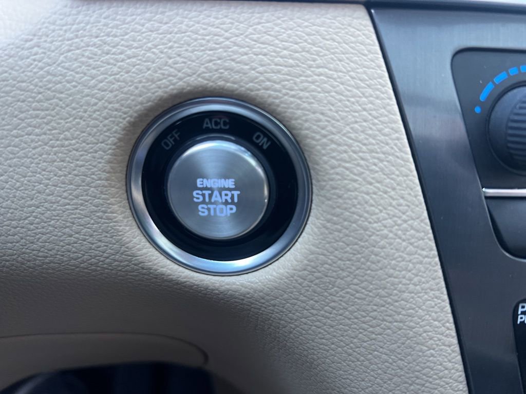 Used 2016 Hyundai Genesis 3.8 w/ Option Group 02 image 42