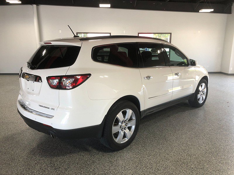 Used 2014 Chevrolet Traverse LTZ AWD/4WD image 5