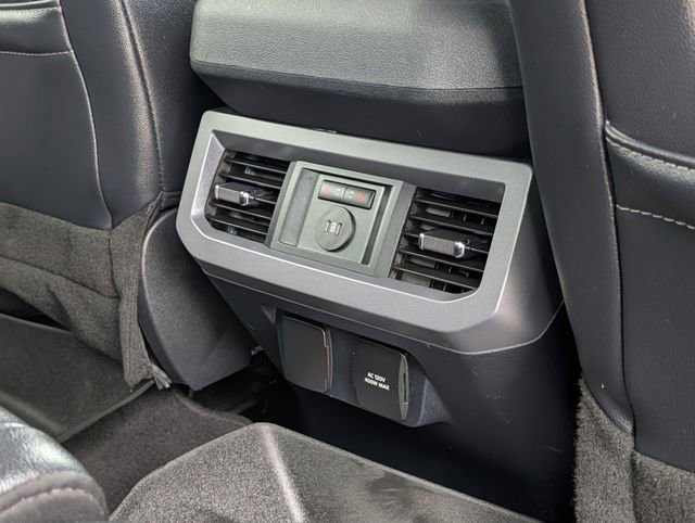 Used 2024 Ford F250 Lariat w/ Sport Appearance Package AWD/4WD image 33