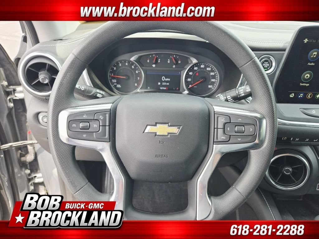 Used 2024 Chevrolet Blazer LT w/ Convenience Package FWD image 17