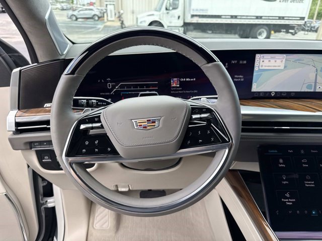 Certified 2025 Cadillac Escalade Sport Platinum w/ LPO, ONYX Package image 28