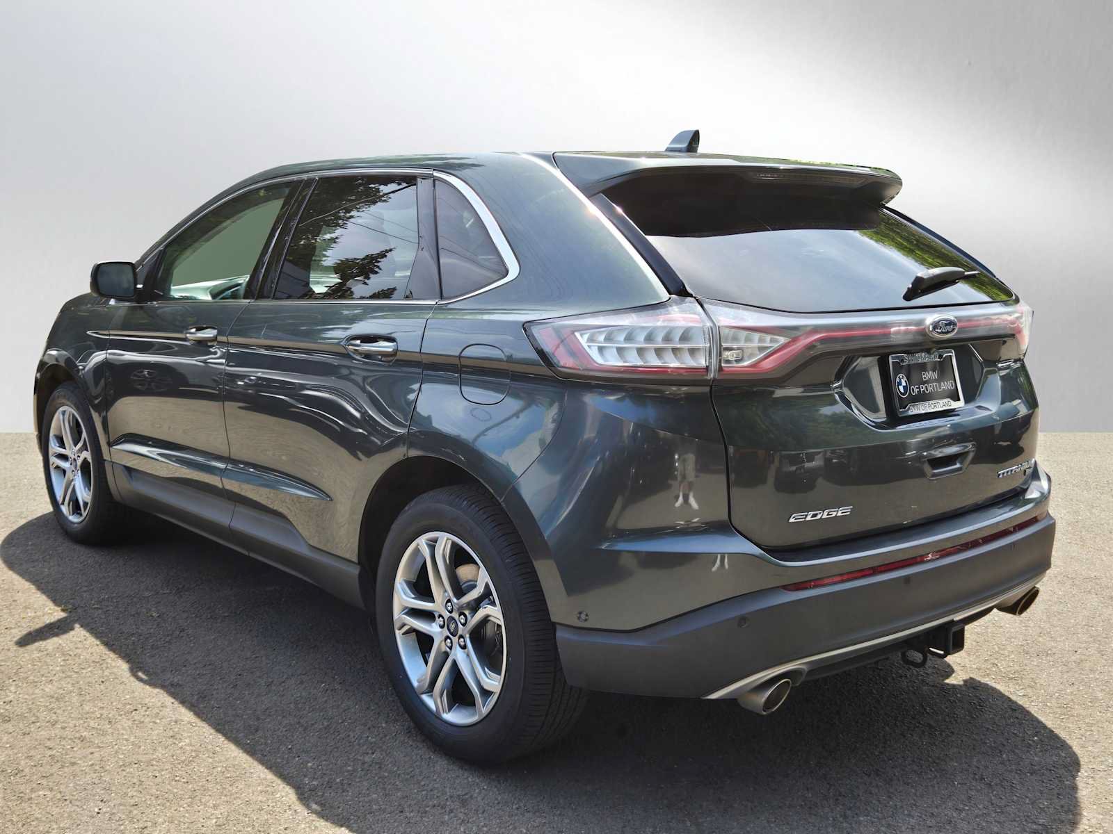 Used 2015 Ford Edge Titanium w/ Equipment Group 302A AWD/4WD image 5