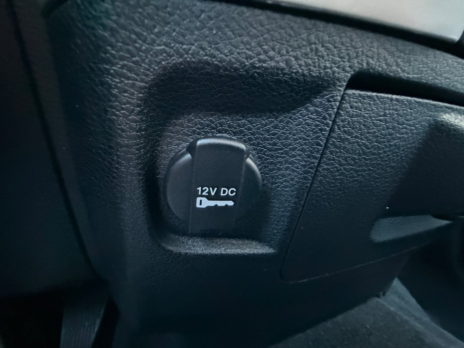 Used 2018 RAM 2500 Big Horn image 31