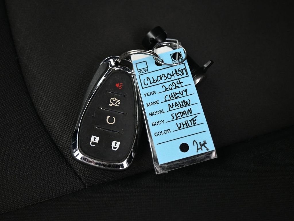 Used 2024 Chevrolet Malibu LS image 22