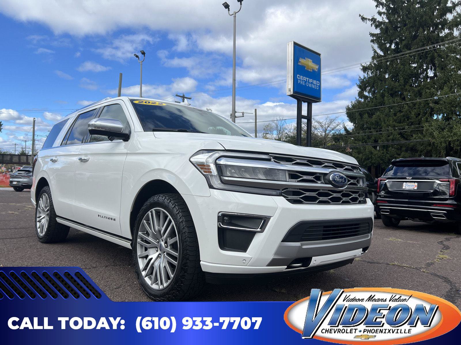 Used 2022 Ford Expedition Platinum AWD/4WD image 1