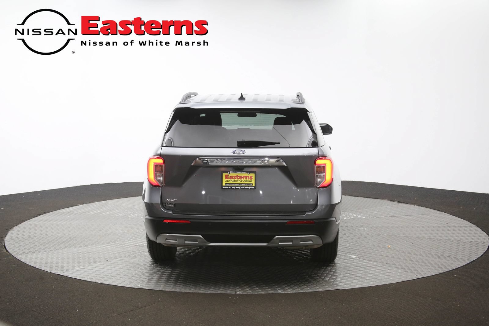 Used 2023 Ford Explorer XLT w/ Equipment Group 202A RWD image 36