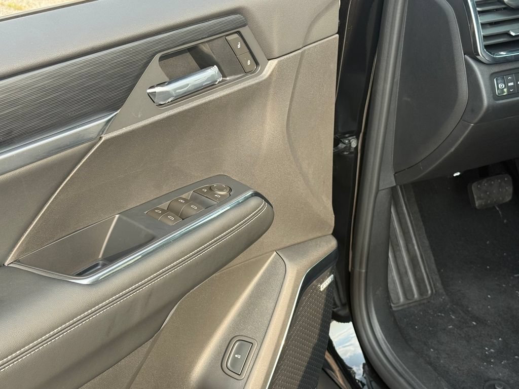 New 2026 GMC Acadia Elevation w/ Black Edition AWD/4WD image 15