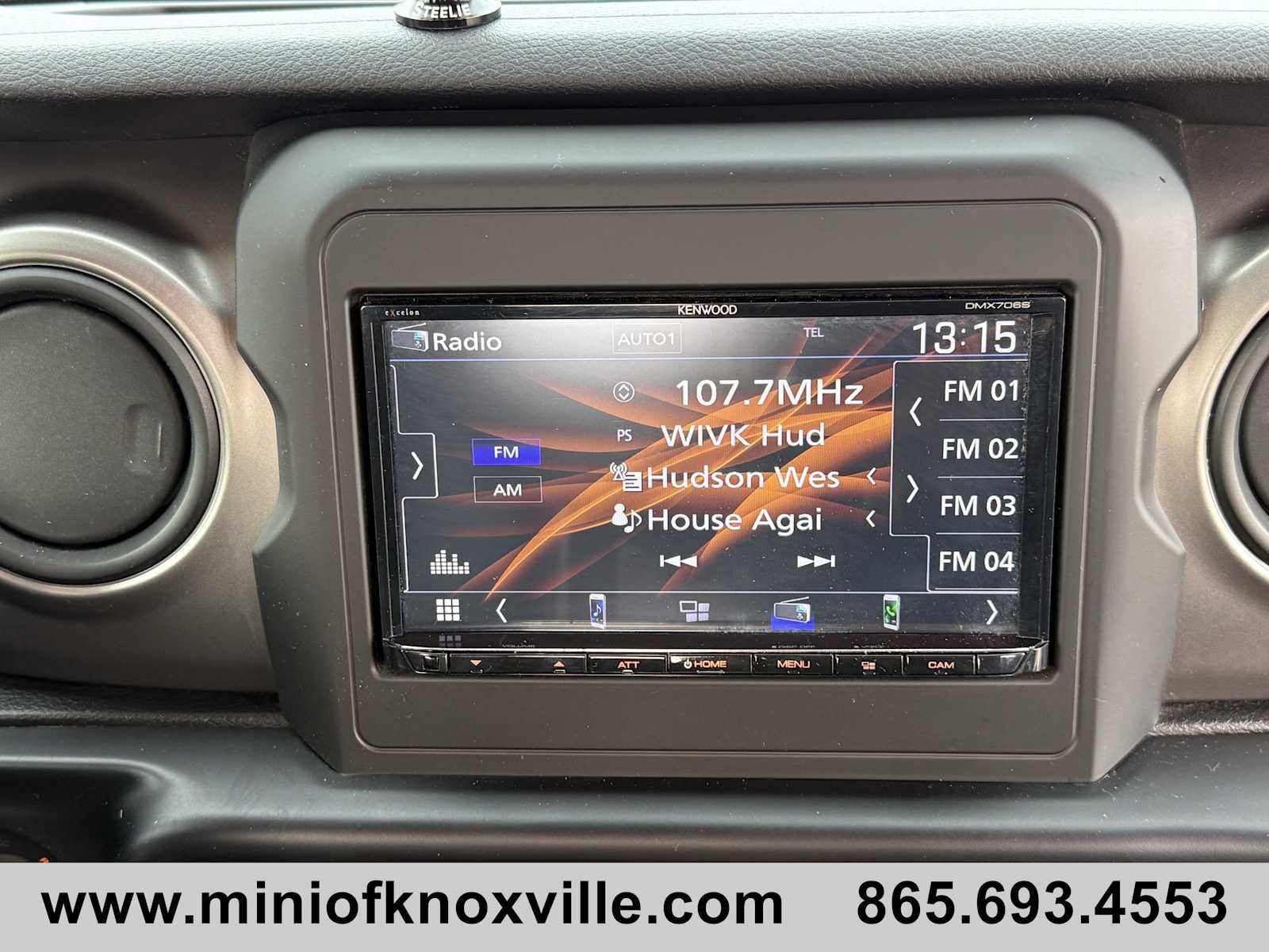 Used 2020 Jeep Wrangler Sport image 16