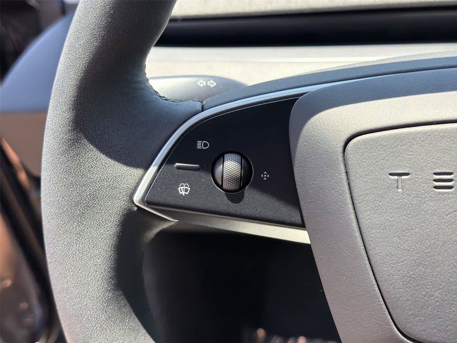 Used 2024 Tesla Model 3 Long Range AWD/4WD image 34