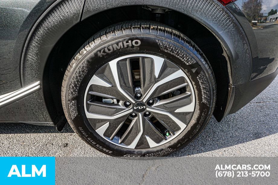 Used 2024 Kia EV6 Light image 17