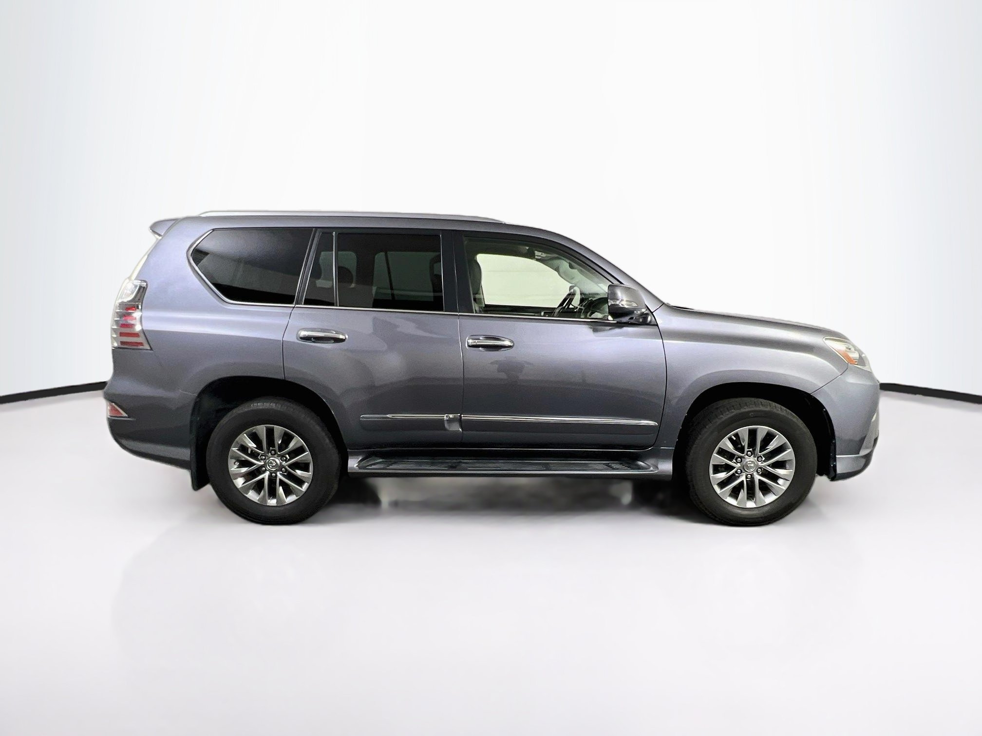 Used 2017 Lexus GX 460 Luxury AWD/4WD image 4