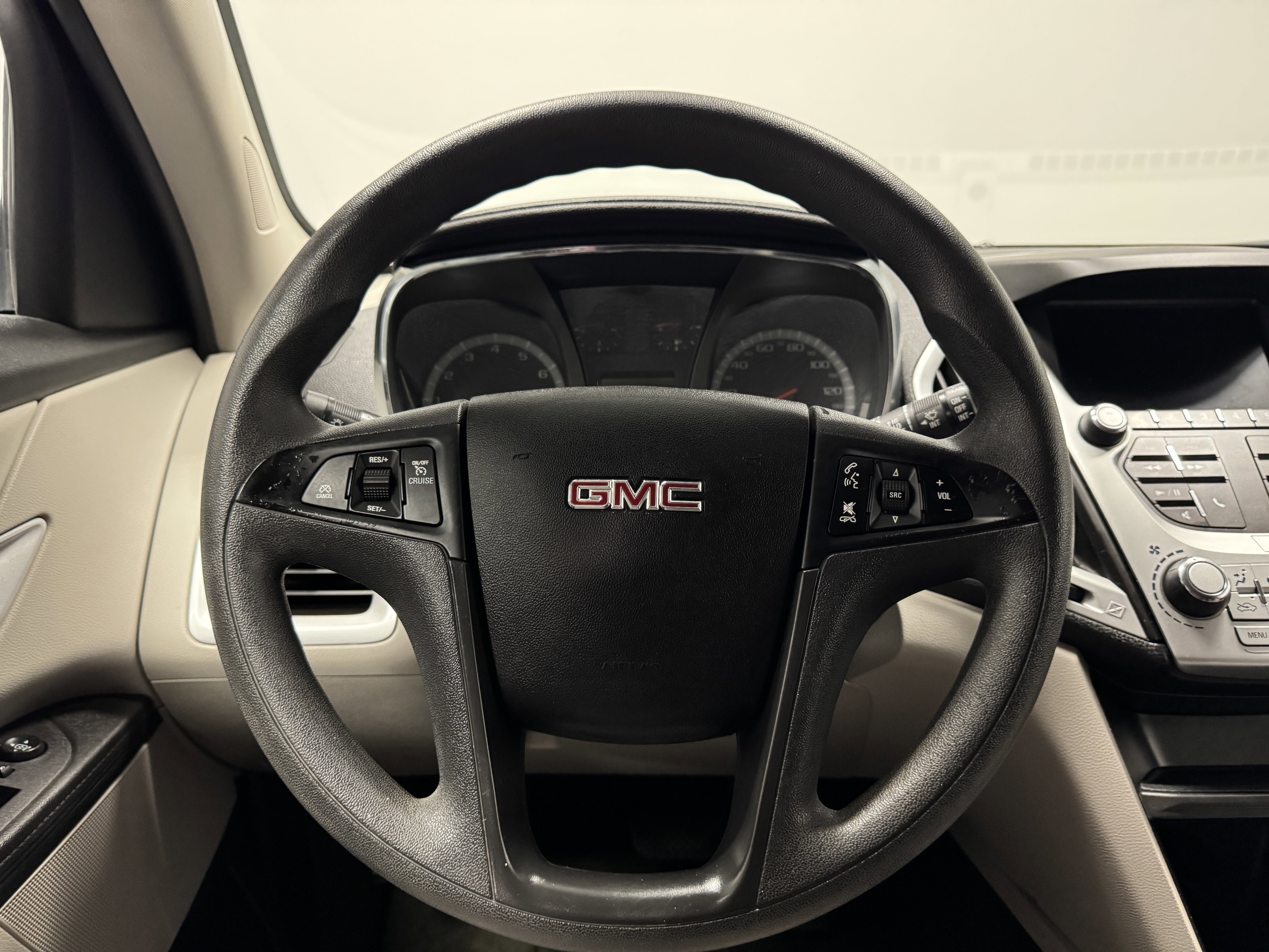 Used 2017 GMC Terrain SLE image 18