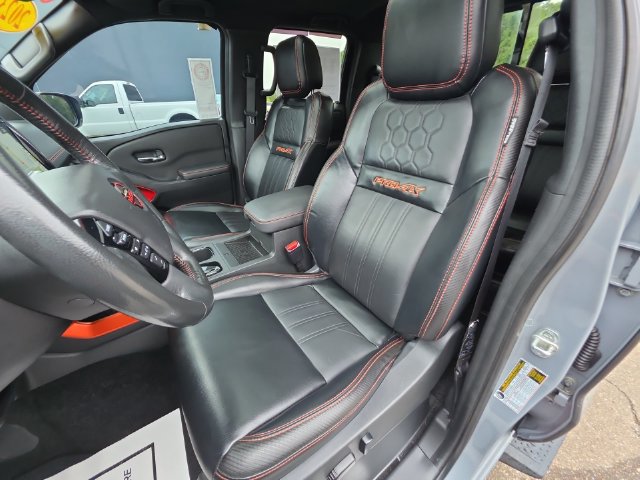 Certified 2023 Nissan Frontier PRO-4X w/ Pro-4X Premium Package AWD/4WD image 11