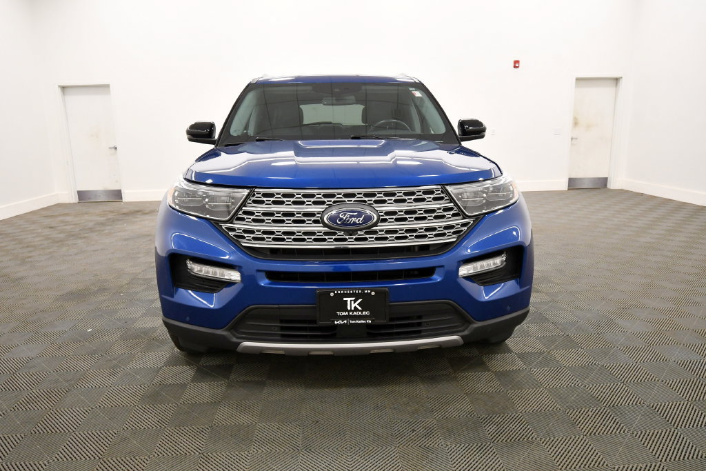 Used 2022 Ford Explorer Limited w/ Equipment Group 301A AWD/4WD image 11