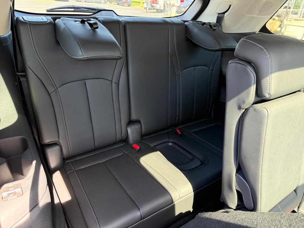 Used 2026 INFINITI QX60 Luxe w/ Family Package AWD/4WD image 10