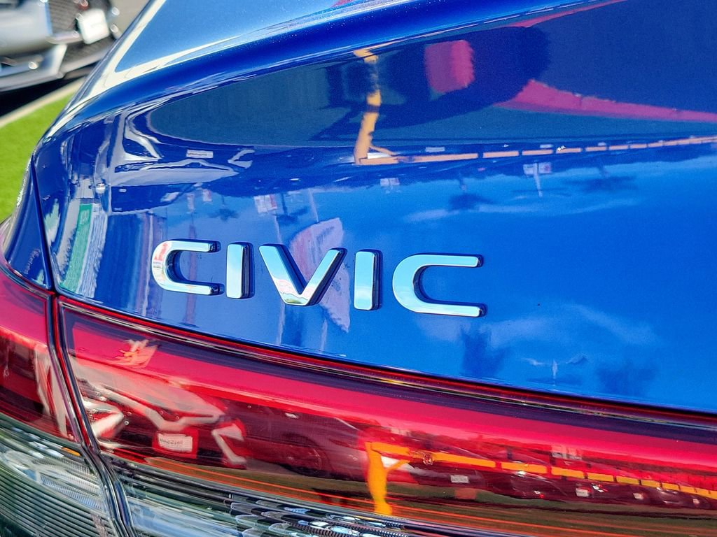 Used 2024 Honda Civic Touring image 27