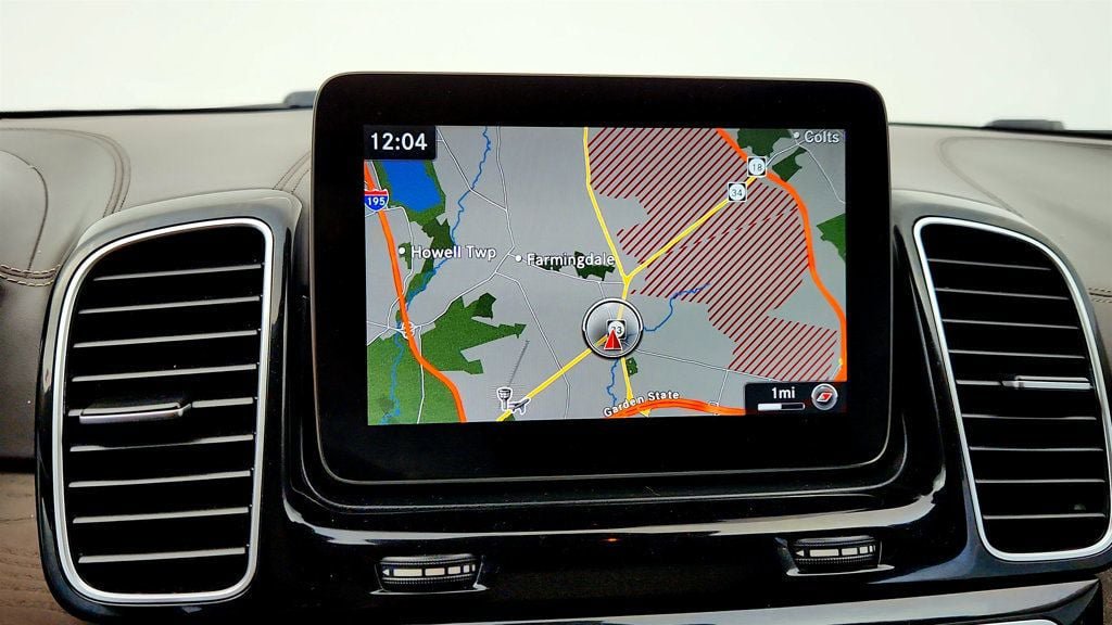 Used 2017 Mercedes-Benz GLS 550 4MATIC image 18
