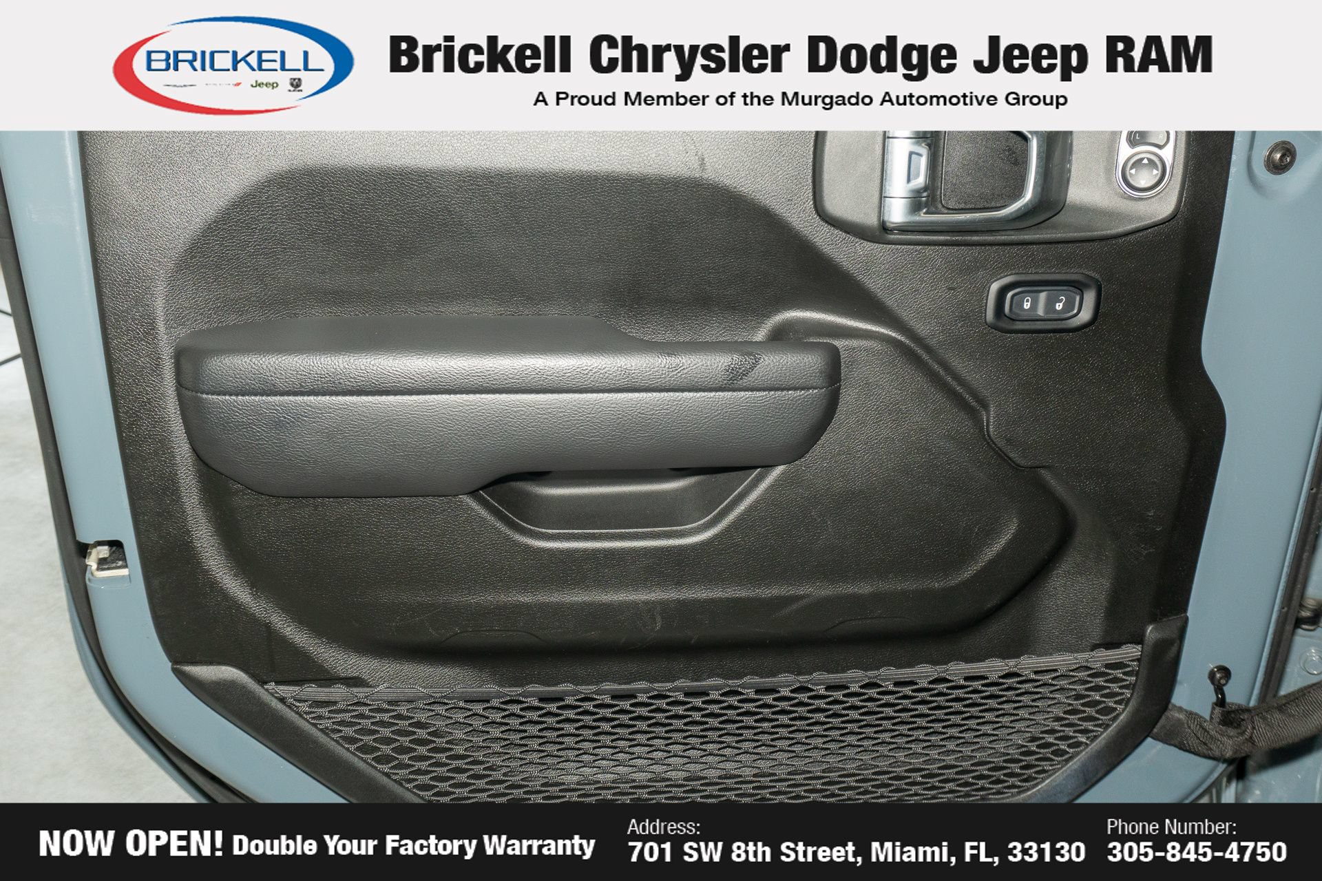 Used 2025 Jeep Wrangler Unlimited Rubicon AWD/4WD image 12