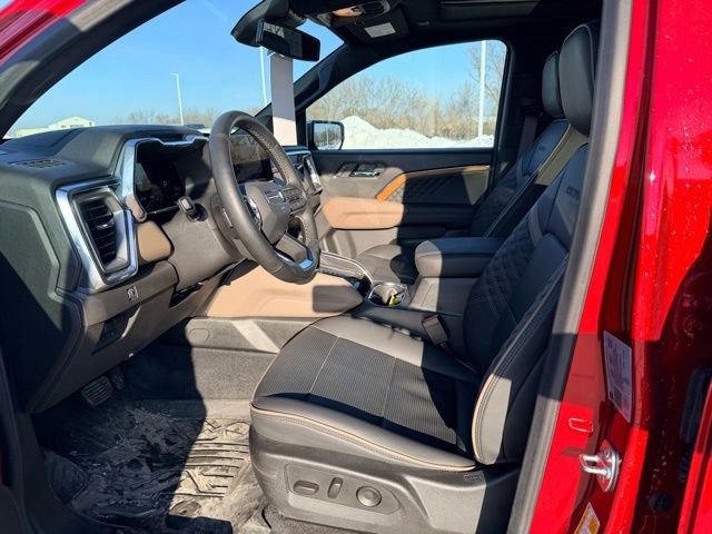 Certified 2024 GMC Canyon Denali image 9