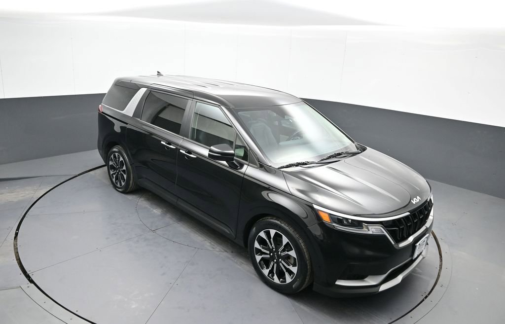 Certified 2023 Kia Carnival EX image 36