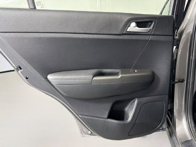 Used 2019 Kia Sportage LX AWD/4WD image 24