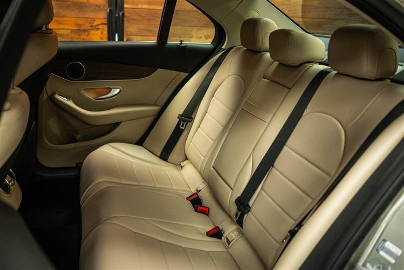 Used 2019 Mercedes-Benz C 300 4MATIC Sedan image 10