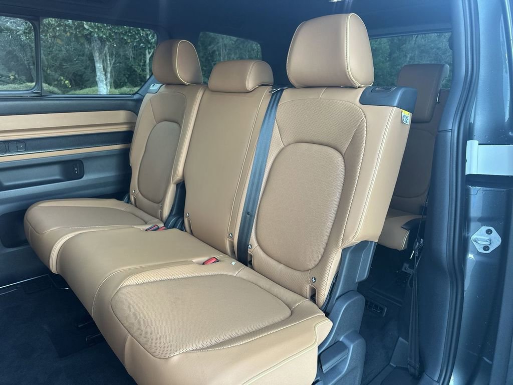 New 2025 Volkswagen ID. Buzz Pro S image 23