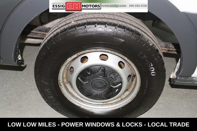 Used 2015 Ford Transit 150 130 Low Roof RWD image 4