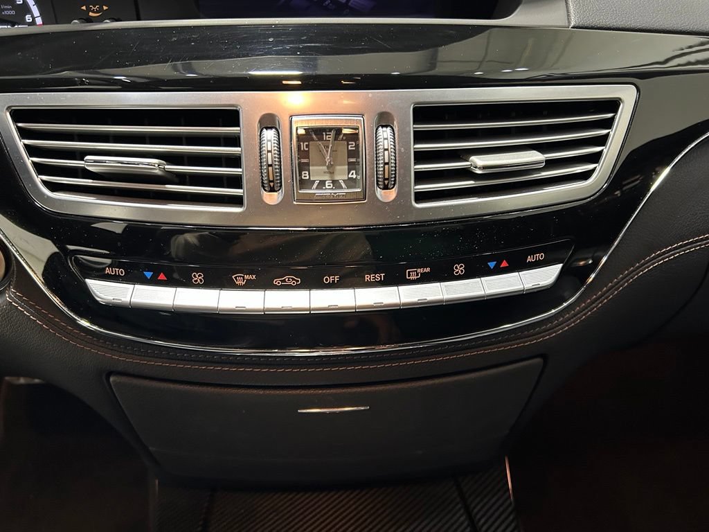 Used 2013 Mercedes-Benz S 63 AMG image 21