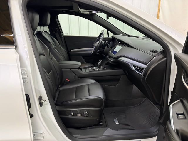 Used 2019 Cadillac XT4 Premium Luxury image 24