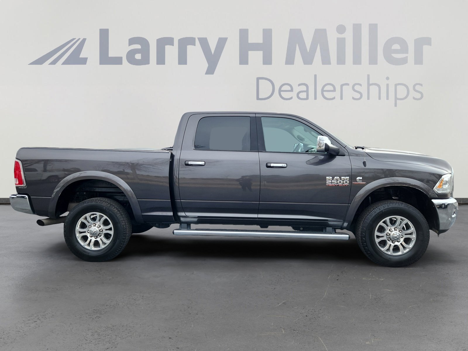 Used 2018 RAM 2500 Laramie image 6