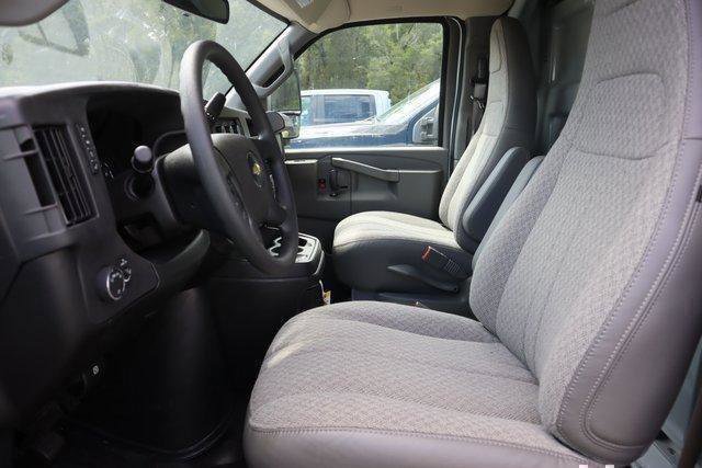 New 2025 Chevrolet Express 3500 w/ Power Convenience Package RWD image 17