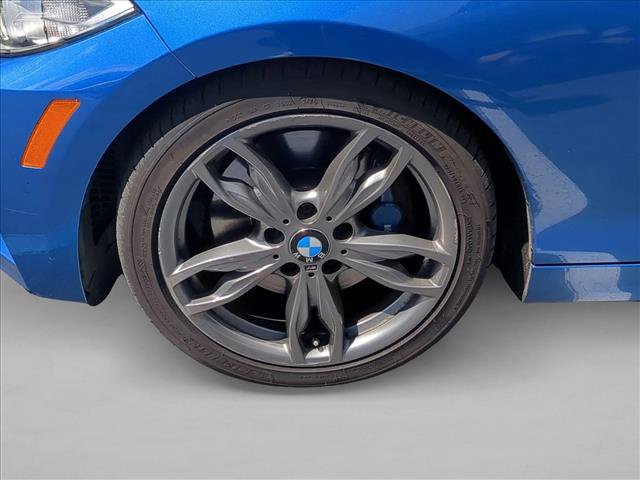 Used 2015 BMW M235i Coupe image 24