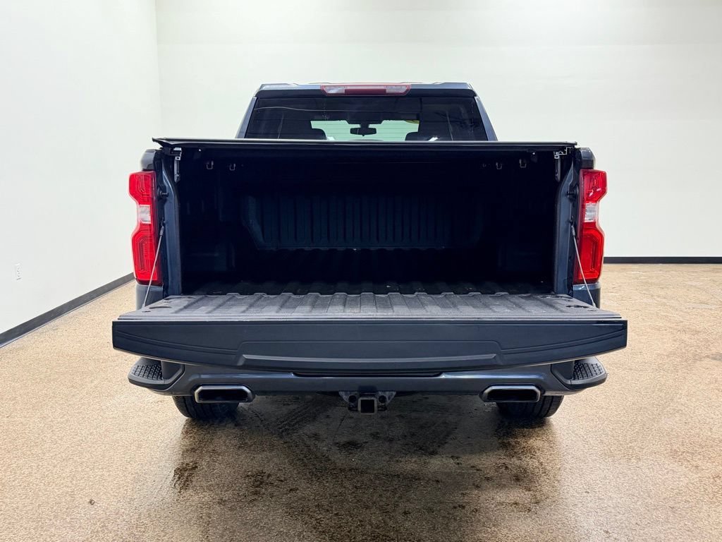 Used 2019 Chevrolet Silverado 1500 Custom w/ Custom Value Package AWD/4WD image 5