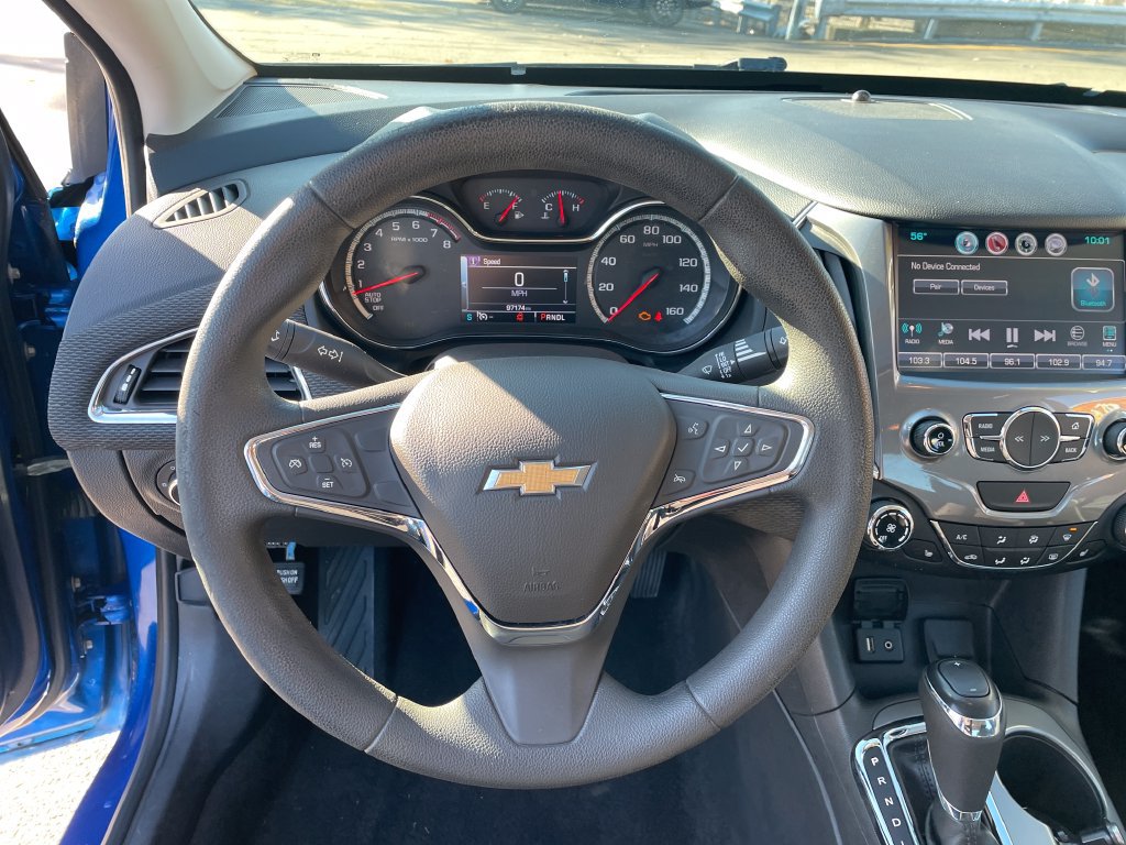 Used 2016 Chevrolet Cruze LT w/ Sun And Sound Package FWD image 16