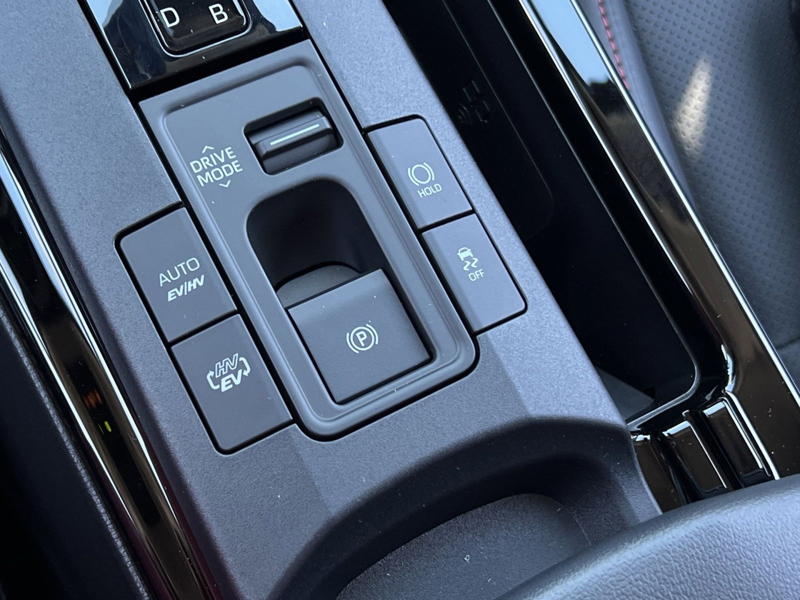 New 2026 Toyota Prius Plug-In Hybrid image 31