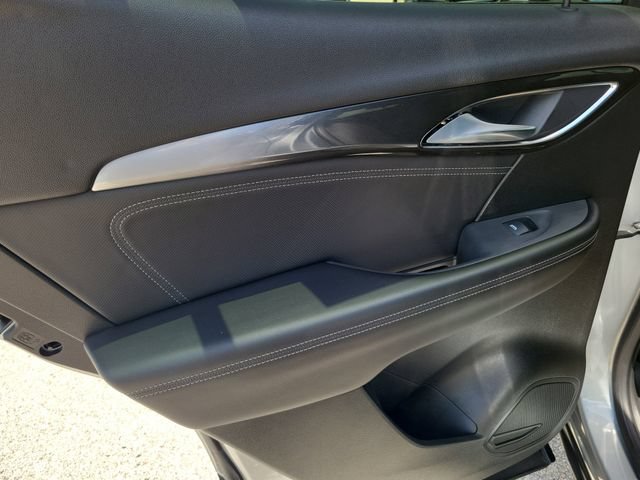 Used 2025 Buick Envision Preferred AWD/4WD image 11