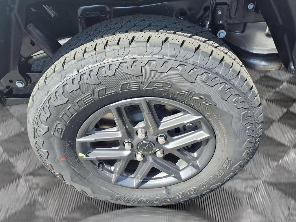 New 2026 Jeep Gladiator Sport AWD/4WD image 18