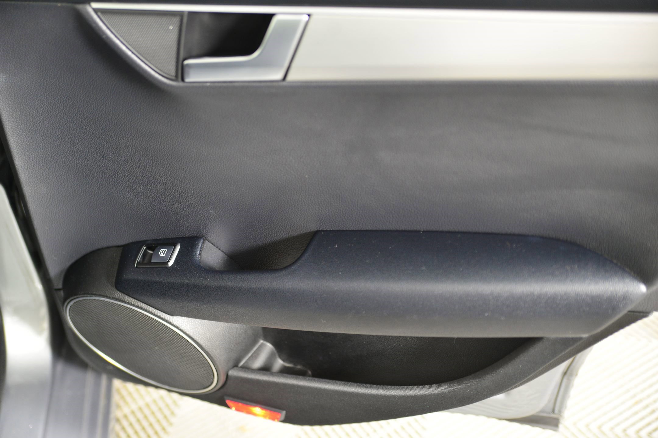 Used 2013 Mercedes-Benz C 300 C 300 Sport image 16