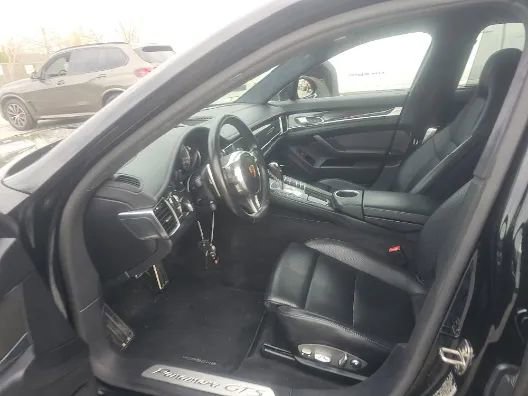 Used 2016 Porsche Panamera GTS w/ Premium Package Plus image 9