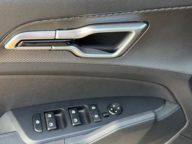 Used 2025 Kia Sportage LX FWD image 19
