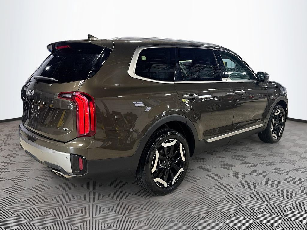 Used 2025 Kia Telluride S AWD/4WD image 6