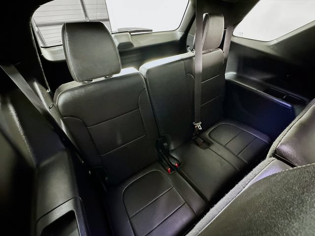 Used 2023 Chevrolet Traverse LT AWD/4WD image 29