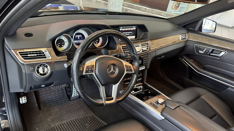 Used 2015 Mercedes-Benz E 350 4MATIC Sedan image 13