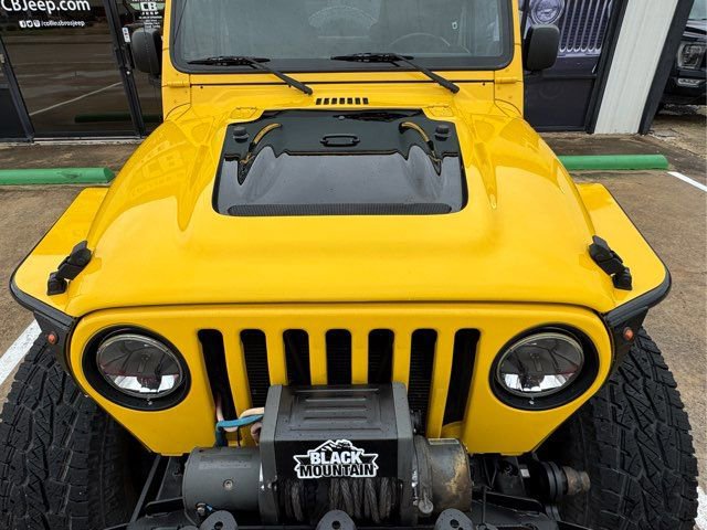 Used 2004 Jeep Wrangler Rubicon w/ Dual Top Group image 14