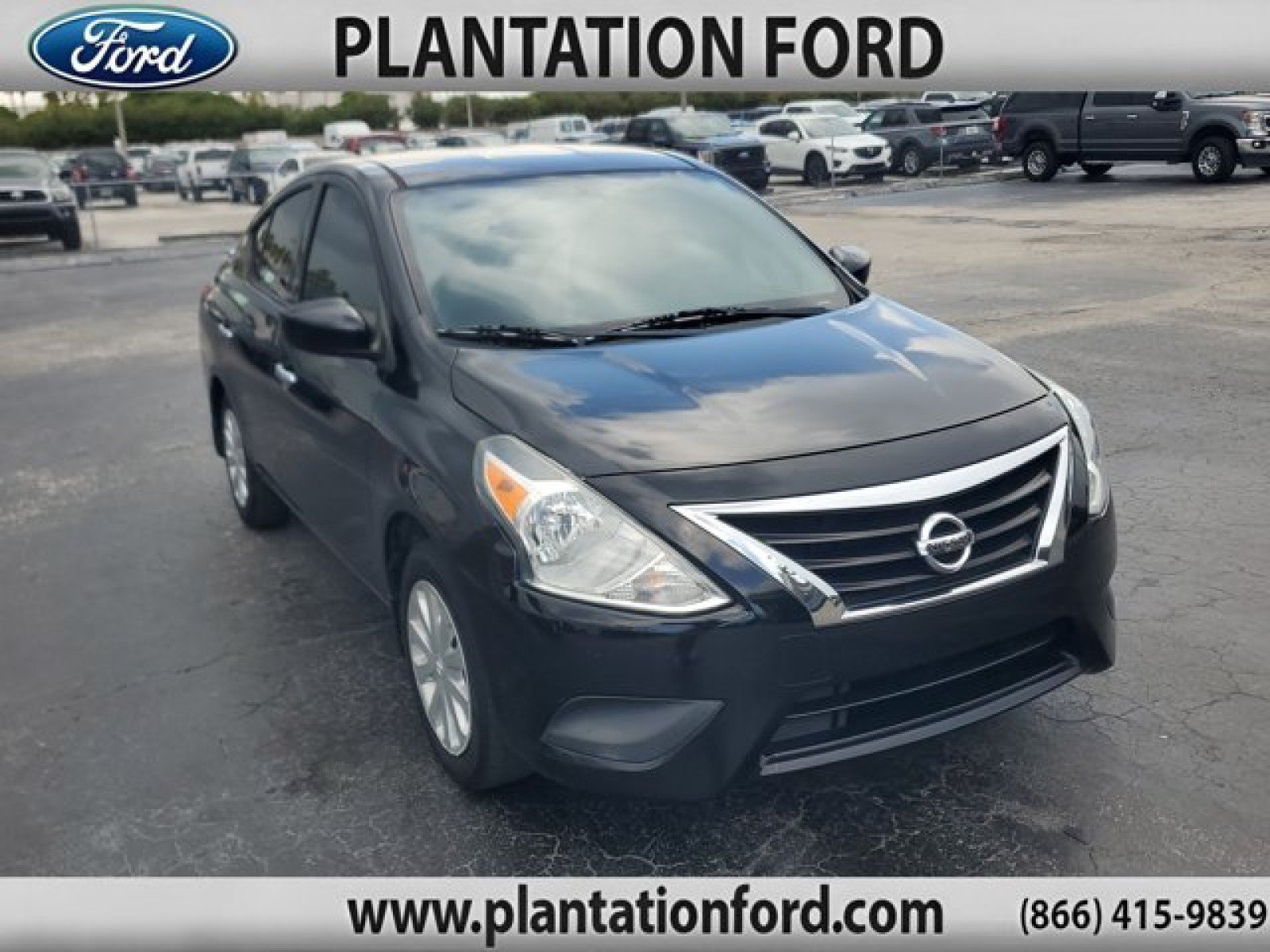 Used 2017 Nissan Versa SV FWD video 1